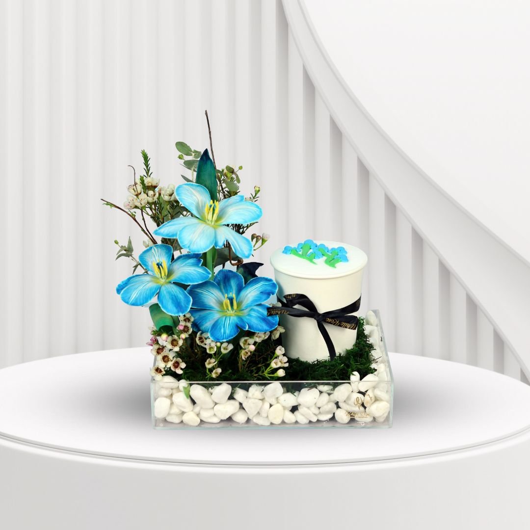 Sky Tulip Creamy Cup - Tulips and Cupcake in Acrylic Tray