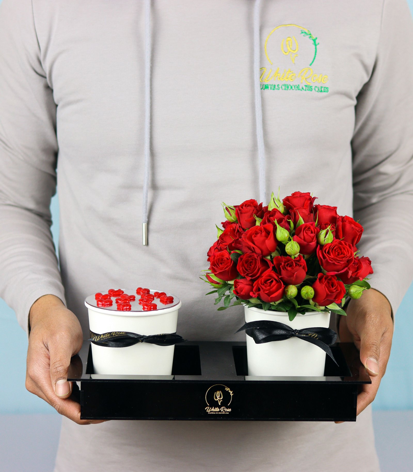 Sweetheart Cup Gift Tray - Red Roses and Cake in Black Acrylic Tray